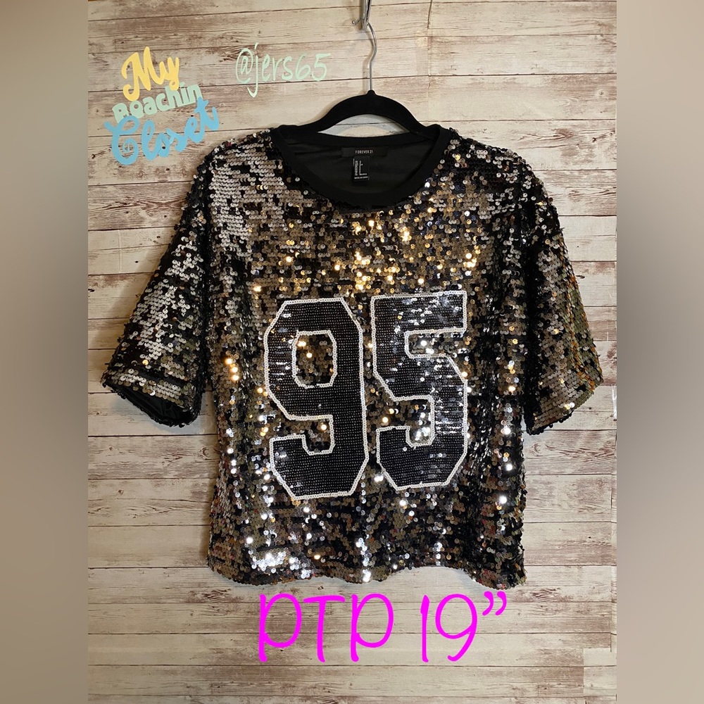 Full 🌟sequined “95’” Forever 21 top PTP 19” 🌟 - Picture 2 of 7